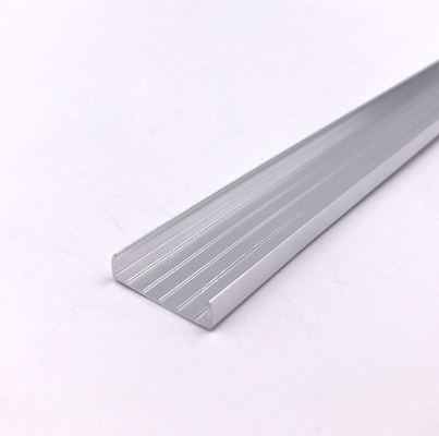 20.5mm U Şekli Alüminyum Profil Parlatma Genişliği 20.5mm Yükseklik 5mm